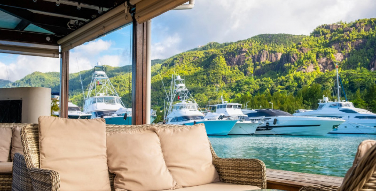 The Boardwalk Seychelles — Waterfront Restaurant, Bar &amp; Club on Eden Island